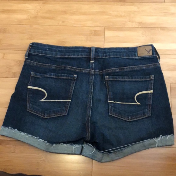 American Eagle Shorts size 8 - Picture 3 of 5